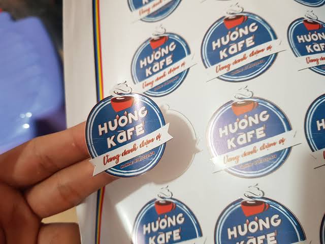 In Decal Bế Demi