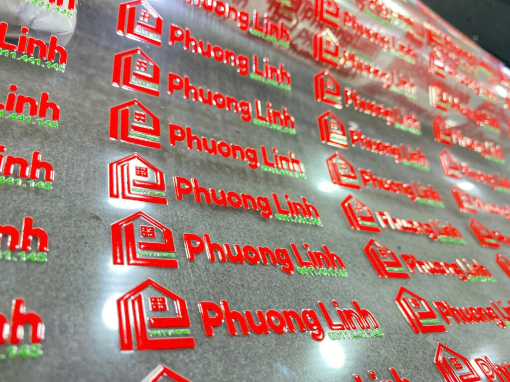 In Tem UV DTF 7 bao gia in tem uv dtf